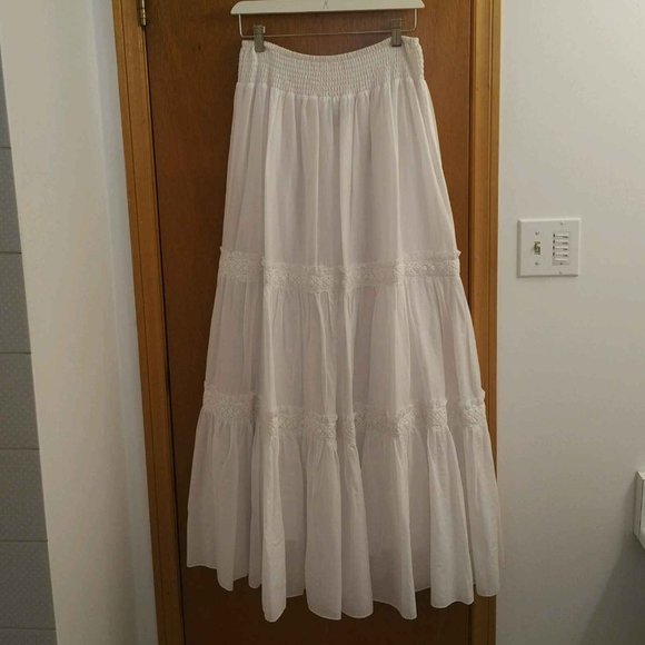 Guess by Marciano Dresses & Skirts - Guess by Marciano Romantic White Maxi Skirt, M